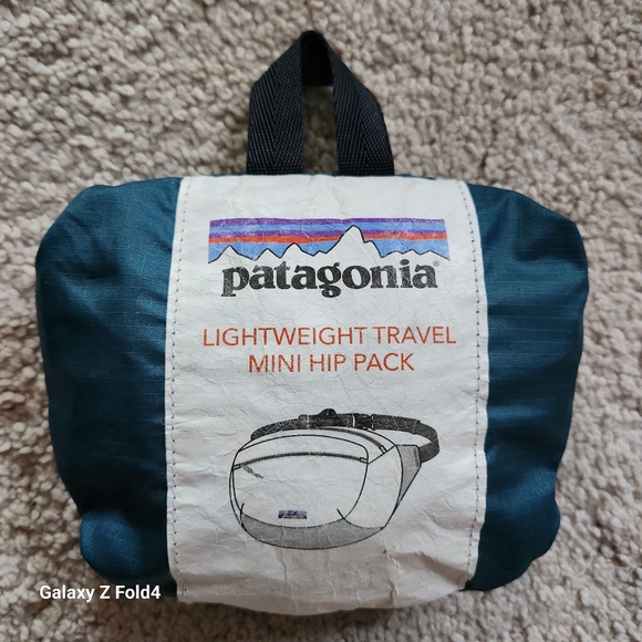 PATAGONIA Lightweight Travel Mini Hip Pack 1L - Picture 1 of 9